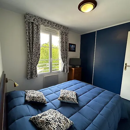 T2 Avec Balcon Et Piscine Commune, Pres Des Thermes - Fr-1-541-150 Apartmán